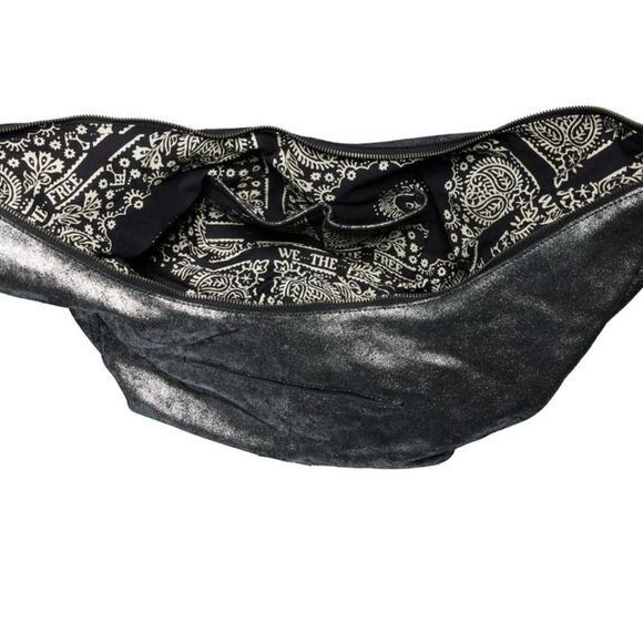 NWT Free People We The Free Sparta Sling Bag, Black Leather with Silver Shimmer - Picture 10 of 11